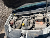 RENAULT SYMBOL CAM ÖNÜ IZGARA