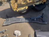 PEUGEOT 301 ÖN CAM IZGARASI