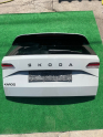 SKODA KAROQ BAGAJ KAPAĞI