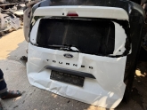FORD COURİER TOURNEO BAGAJ 3.STOP LAMBASI ORJİNAL 24-26 MODEL