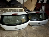 ÖZMEN OPEL ASTRA H ÇIKMA ARKA BAGAJ KAPAĞI BEYAZ GÜMÜŞ GRİ