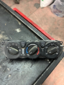 FORD CUSTOM 2015/2019 KLİMA DÜĞMELERİ