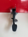 RENAULT MEGAN 4 DEBRİYAJ PEDALI ORJİNAL 465039544R