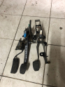 MEGANE 2 PEDAL TAKIMI ORJİNAL ÇIKMA PARÇAA