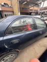 Mazda 323 sağ arka kapı