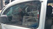 RENAULT KANGOO SOL ÖN KAPI CAMI ÇIKMA PARÇA KUL OTODA