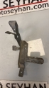 1K0971858A volkswagen passat b6 marş motoru tutucu demiri braketi