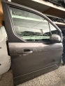 FORD CONNECT 2018-2022 ORİJİNAL ÇIKMA SAĞ ÖN KAPI KOMPLE