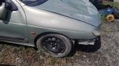 Megane 1 sag ön camurluk makyajlı