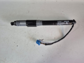 BMW 5 SERİ G30 ELEKTİRİKLİ SAĞ BAGAJ AMORTİSÖRÜ 8737952