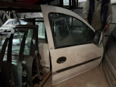 Oto Çıkma Parça / Kaporta & Karoser / Kapı Camları / Opel / Combo / Çıkma Parça 
