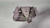 BMW İX İ20 SAĞ ÖN ÇAMURLUK MONTAJ BRAKETİ 8737202-06
