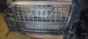 Çıkma Audi Q5 Makyajlı Kasa Ön Panjur Parçası
