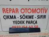 Audi Q2 sağ ön kapı bandı 17-22 orijinal çıkma 81A853960B