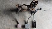 323 pedal takımı çıkma