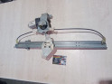 Nissan Navara Euro 5 Sağ Arka Cam Krikosu 2010-2013