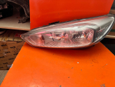 Oto Çıkma Parça / Elektrik / Far / Ford / Focus / Çıkma Parça 