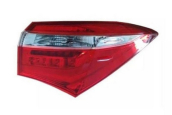 TOYOTA COROLLA SAĞ ARKA DIŞ STOP (LEDSİZ) (13-16) (81551-02860)