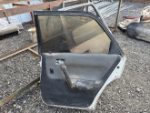 MAZDA 323 SAĞ ARKA KAPI CAM KRİKOSU HATCBACK 90-95 MODEL