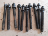 SSANGYONG KYRON SİLİNDİR KAPAK CIVATALARI