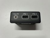 CLİO 5 AKSESUAR PRİZİ USB AUX ORJİNAL 806702840R
