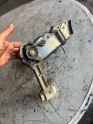 RENAULT LAGUNA 1 - 98 model 2.0 motor şanzıman kulağı