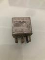MERCEDES BENZ RELAY OEM  001 542 0219 OEM  0015420219 SR98