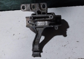 5Q0199262BH orj vw arteon golf7 passat leon sağ motor kulağı