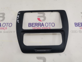 VOLKSWAGEN JETTA GÖĞÜS ORTA ÇERCEVE 5C6858069A