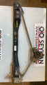 2H7839402F volkswagen amarok 2010-2022 sağ arka cam krikosu