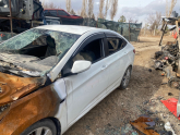 Hyundai Accent blue sol arka kapı