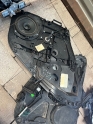 FORD FİESTA SAĞ ARKA CAM KRİKOSU