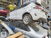 Ford Fiesta 4 Çıkma Hatasız Beyaz Sol Arka Kapı