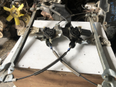FORD CONNECT CAM KİRKOSU
