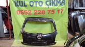 toyota auris bagaj kapağı