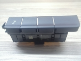 Volkswagen Golf Park Sensör Tuşu 517927238