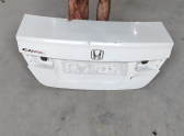 2012/2016 HONDA CİVİC FB7 BEYAZ BAGAJ KAPAĞI ORJINAL LOKALLIK