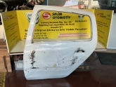 Oto Çıkma Parça / Kaporta & Karoser / Kapı / Renault / Clio / Çıkma Parça 