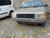 RENAULT BRODWAY SOL FAR ORJİNAL ÇIKMA