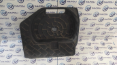 8T0012116B AUDİ A4 - A5 STEPNE YUVASI KAPAĞI