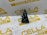 DAİHATSU SİRİON SAĞ ARKA KAPI ÜÇGEN MUSKA BAKALİTİ