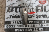 NİSSAN D21 PİKAP ŞASE TRAVERSİ