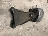 8D0399113L AUDİ A4 A6 PASSAT B5 B5.5 SOL ŞANZIMAN KULAK
