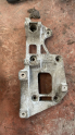 VW GOLF PASSAT LEON SUPERB KLİMA KOMPRESÖR BRAKETİ 06F903143F