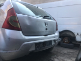 Oto Çıkma Parça / Dacia / Sandero / Kaporta & Karoser / Komple Arka / Çıkma Parça 
