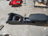 Fiat EGEA Orta konsol kol dayamalı  735701522