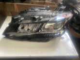 Oto Çıkma Parça / Elektrik / Far / Peugeot / 5008 / Çıkma Parça 