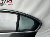 BMW F10 5 Serisi sol arka kapı 24 nikelajlı cam çerçeve fitili