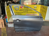 RENAULT CLİO 5 ve 5.5 ÇIKMA ORJİNAL SAĞ ÖN KAPI 801005036R