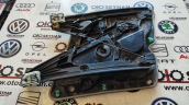 5E3837656 Skoda Octavia 2021 ön sağ kapı panosu